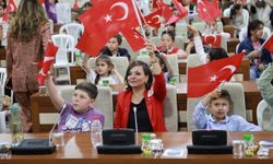 Başkan Kınay makamını geleceğin sahiplerine devretti