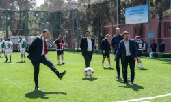 Bornova Belediyesi’nde birimler arası futbol turnuvası başladı