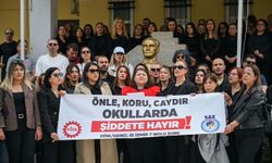 Bornova'da eğitim emekçileri tek yürek oldu: Karanlığa teslim olmayacağız!