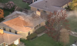 Chicago’da ev alevlere teslim oldu: 1 ölü