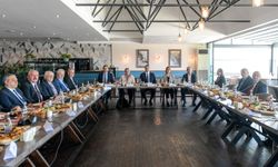 CHP'den İzmir iş dünyasının aktörleriyle ekonomi zirvesi