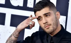 Dünyaca ünlü şarkıcı Zayn Malik hastaneye kaldırıldı, hayranları endişeli!