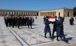 Edremit Belediyesi Ata’nın huzuruna çıktı