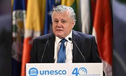 Eski Büyükelçi Altay Cengizer hayatını kaybetti