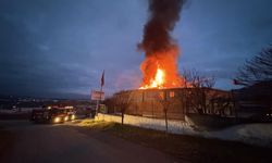 Fabrikada korkuan yangın! Ekiplerin müdahalesi sürüyor