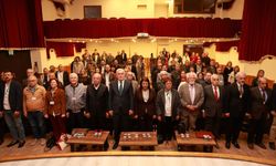 Foça’da tarım zirvesi: Gediz kirliliği alarm veriyor