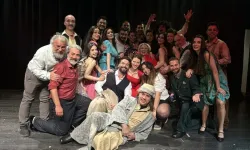 Fosforlu Cevriye sahneye güçlü dönüş yapıyor