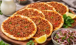 Gelinim Mutfakta tavada lahmacun tarifi: Tavada lahmacun nasıl yapılır?