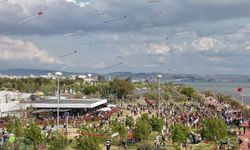 Karşıyaka, 23 Nisan'ı coşkuyla kutladı