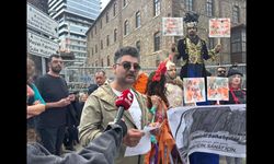 Yerel sanatçılar Meslek Fabrikası önünde basın açıklaması yaptı