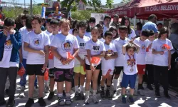 İzmir’de çocuklar hasta akranları için koştu