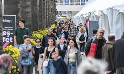 İzmirliler İZKİTAP’a akın etti