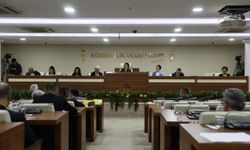 Karabağlar Belediye Meclisi toplandı: Kınay’dan 'halk iradesi' mesajı