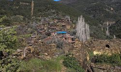 İzmir'in hayalet köyü olarak bilinen Lübbey turizme açılacak