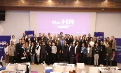 Re-HR etkinliği İzmir’de yapıldı: İK’da Dijital Dönüşüm ve Yapay Zekâ masaya yatırıldı