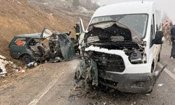 Öğretmenleri taşıyan servis kaza yaptı: Ölü ve yaralılar var!