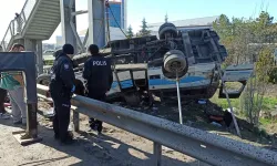 Halk otobüsünün üst geçide çarptığı kazada ölen 5 kişinin kimliği belirlendi