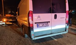 Tıra arkadan çarpan panelvandaki yolcu hayatını kaybetti