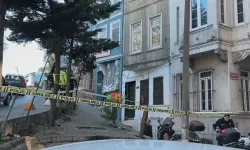 Pencereden fark edildi: Hareketsiz yatan kişi ölü bulundu!