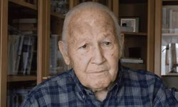 Şair ve Psikolog Çetin Örgen hayatını kaybetti