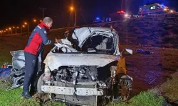 Şarampole yuvarlanan araçta facia: 1 ölü, 1 ağır yaralı