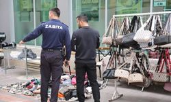 Şehzadeler’de kaldırım işgaline geçit yok