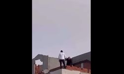 Sinir krizi geçirdi, çatıya çıkarak intihar girişiminde bulundu