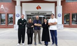 İEÜ'lü gençlerden depreme karşı örnek bina: Tasarımlarıyla finale kaldılar