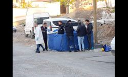 Tartıştığı arkadaşını boynundan vurarak öldürdü