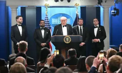 Trump’ın katıldığı yemekte silahlı saldırı girişimi