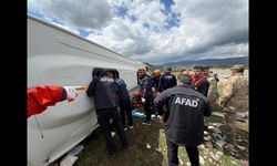 Yolcu otobüsü devrildi: 1 ölü, 13 yaralı