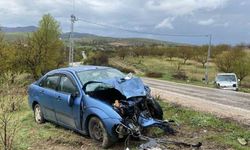 Ticari araç ile çarpışan otomobil faciaya yol açtı: 74 yaşındaki yaşlı adam öldü