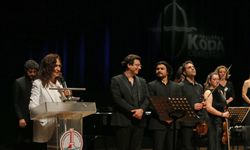 KODA sahnesinde klasik müzik ve tango bir arada