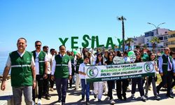 İzmir’de sağlıklı yaşam yürüyüşü yapıldı