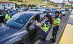 İzmir'de otoyol jandarmadan bayram denetimi