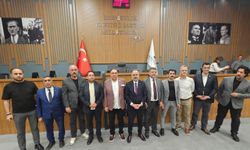 AK Parti'den Tugay yönetimine sert eleştiri: Soyer’i arar duruma geldik!