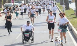 Anneler Günü’nde Zübeyde Hanım için koştular