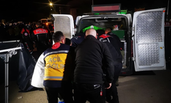 Caminin önünde silahla vurulmuş halde ölü bulundu