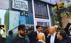 Kılıçdaroğlu'na yakın milletvekillerinden CHP Genel Merkezi'ne baskın