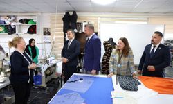 CHP’nin “81 İlde Sokağa Çıkıyoruz” kampanyası Buca’da start aldı