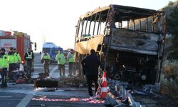 İzmir Antalya otobüsünde ölen 8 kişinin kimliği belli oldu