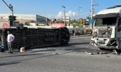Feci kaza: İşçi servisi tırla çarpıştı, 8 yaralı