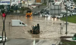 Gaziantep’te eğitime fırtına engeli: Okullar tatil edildi