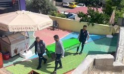 Hostelde kalan adam odasında ölü bulundu