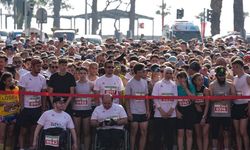 İzmir’de 37. Zübeyde Hanım Koşusu’na yoğun ilgi