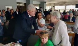 İzmir’de Dervişoğlu’ndan dikkat çeken çıkış: “Kadının eli değmeli”