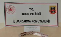Jandarmadan operasyon: Şüpheli araçta sentetik ecza ele geçirildi