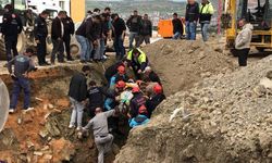 Kanalizasyon çalışmasında göçük: İşçi toprak altında kaldı!