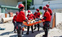 Karşıyaka Belediyesi Arama Kurtarma Ekibi akredite oldu