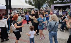 Karşıyaka’da 19 Mayıs coşkusu gençlik festivaliyle yaşandı